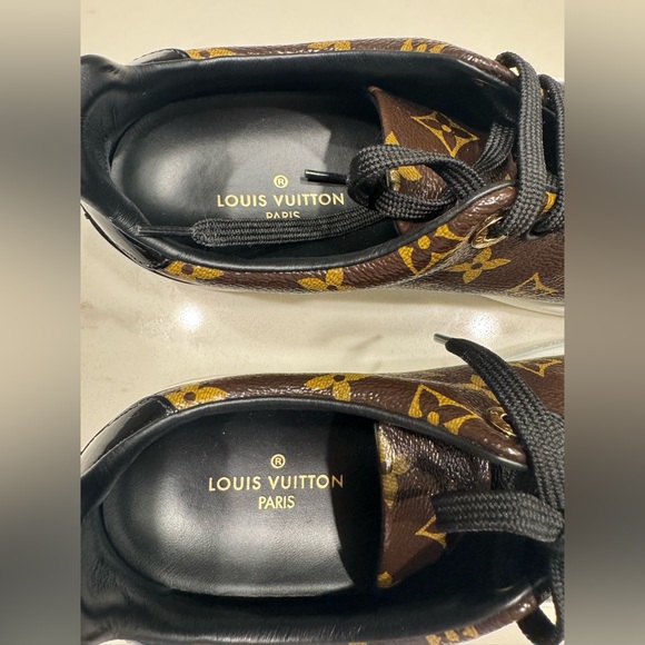 Louis Vuitton Frontrow Monogram Sneakers - Picture 5 of 10
